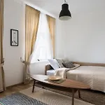 Warm And Cozy Old Town شقة