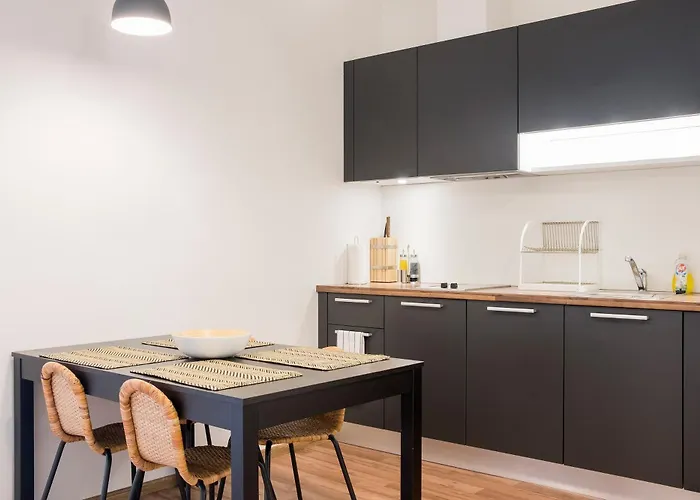 Warm And Cozy Old Town *