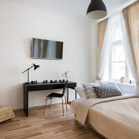 Warm And Cozy Old Town Διαμέρισμα *